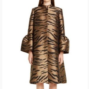 Carolina Herrera Tiger Jacquard Cape Coat Size 6